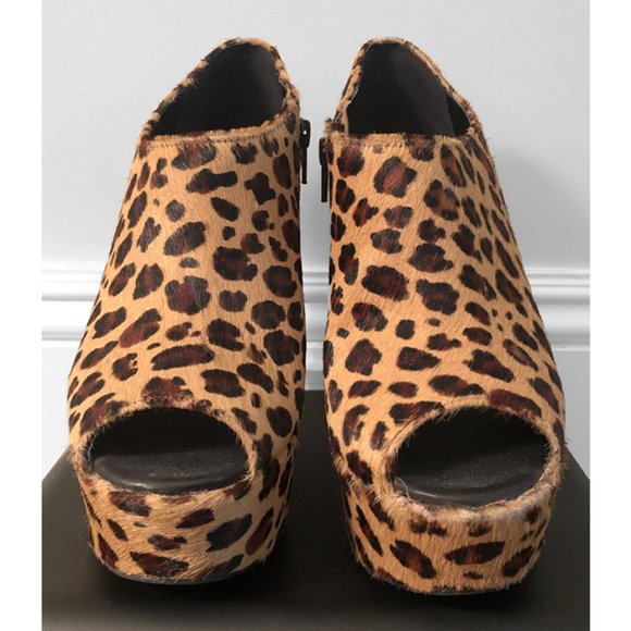 Vintage Leopard Platform Peep Toe Wedges - Picture 3 of 10